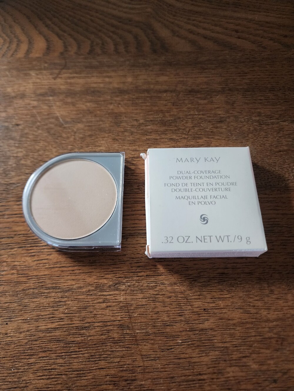 Mary Kay Dual Coverage Powder Foundation Ivory